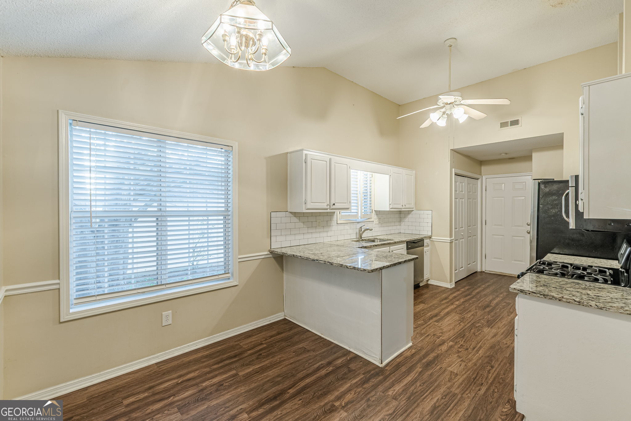 Vineyards Eagles Landing - Residential