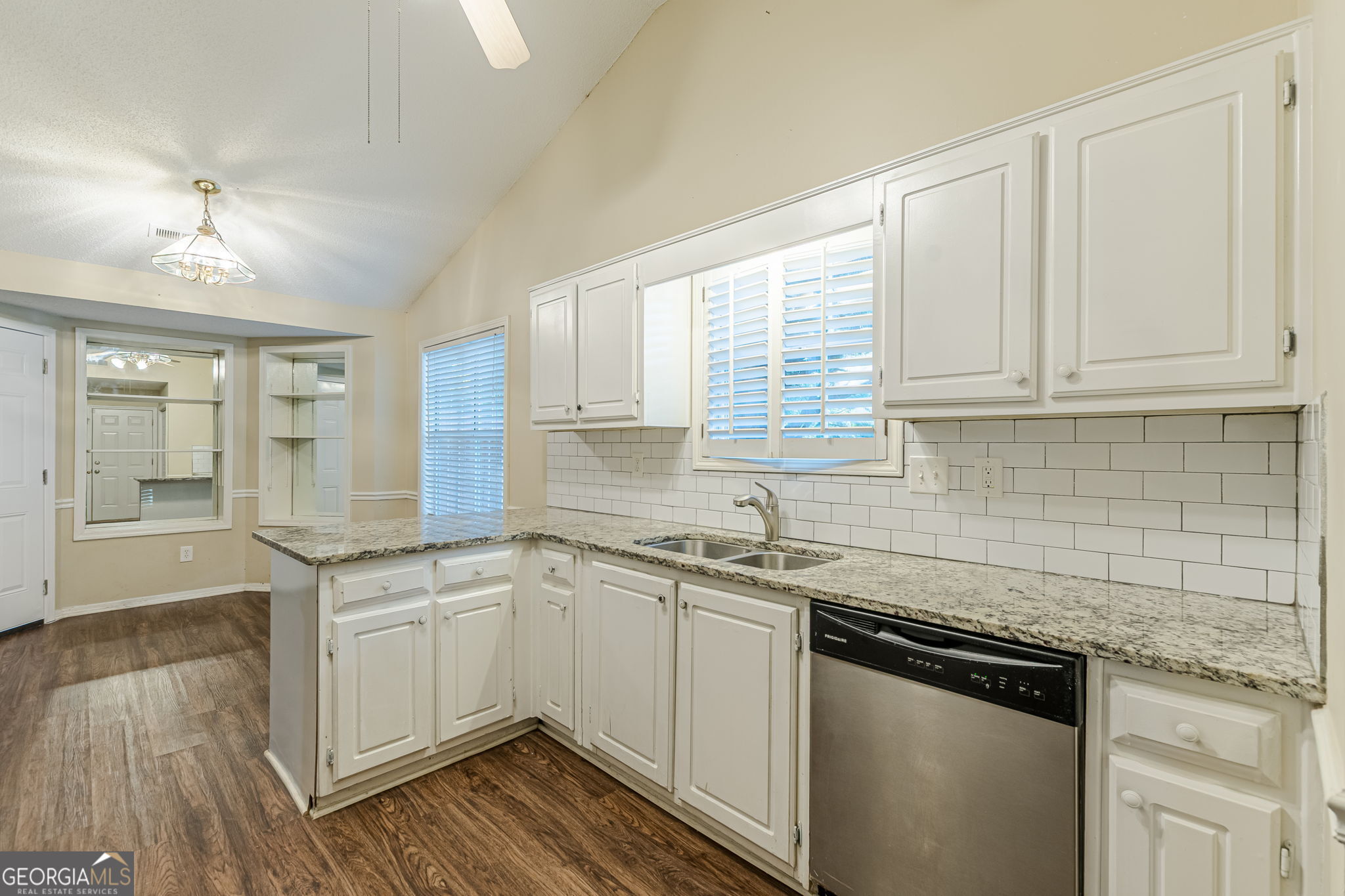 Vineyards Eagles Landing - Residential