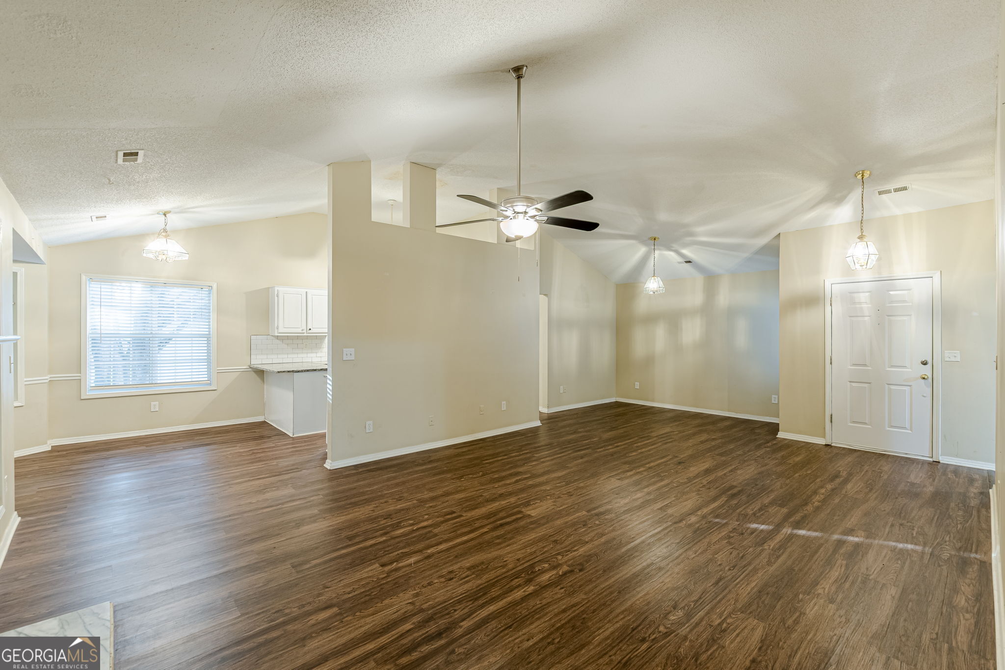 Vineyards Eagles Landing - Residential