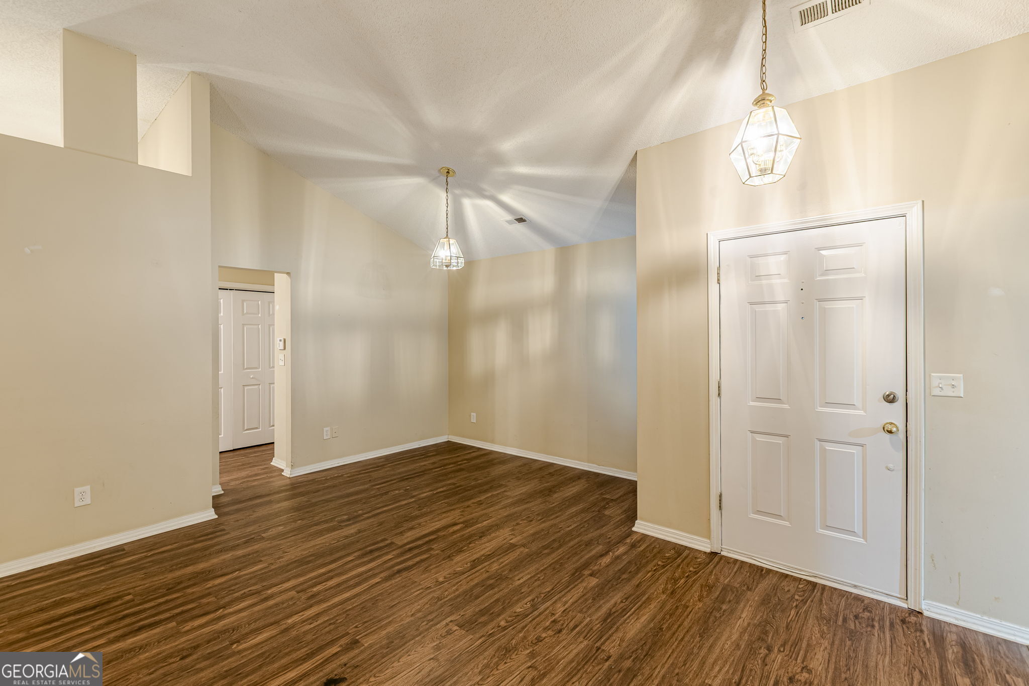 Vineyards Eagles Landing - Residential