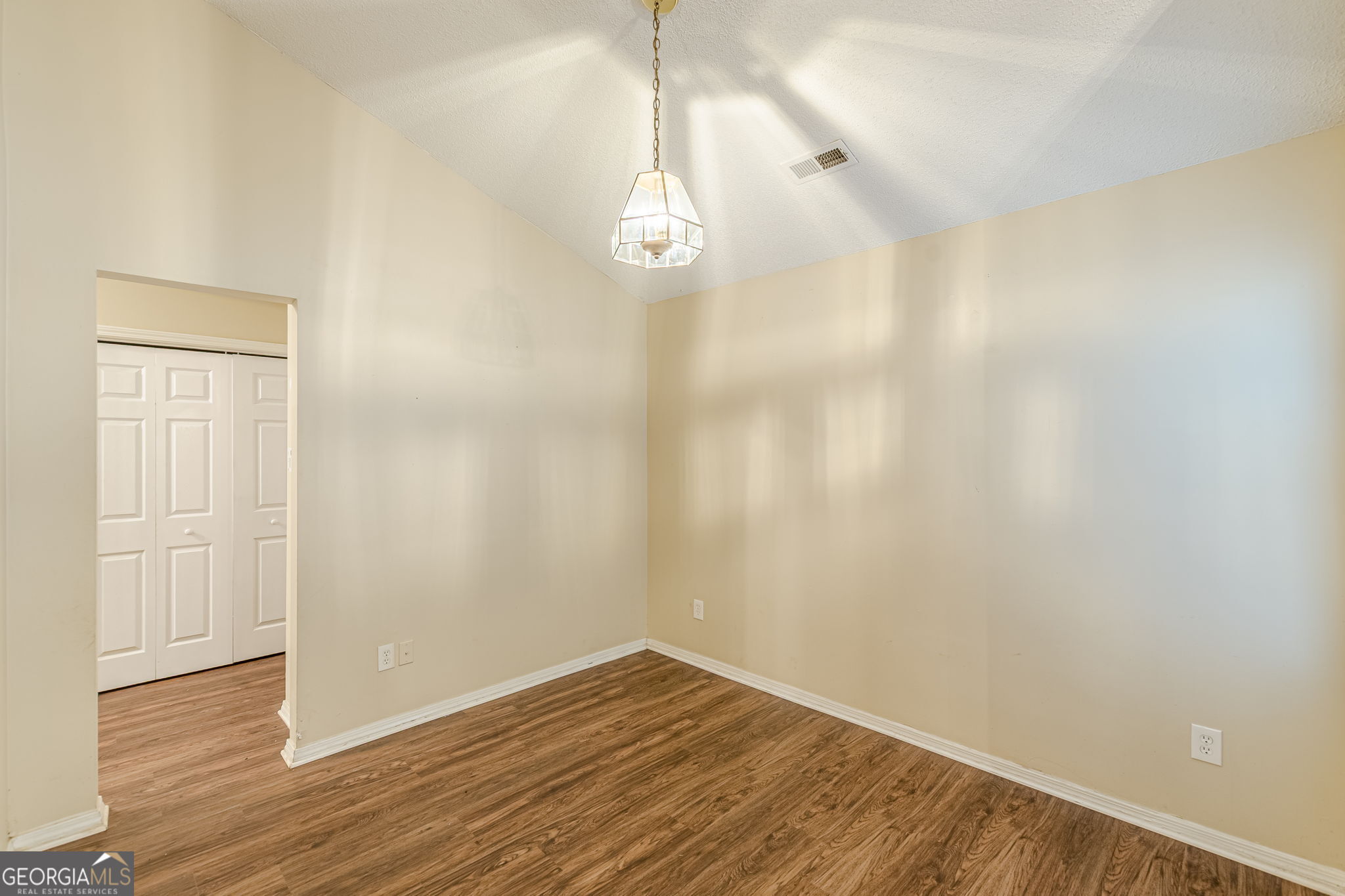Vineyards Eagles Landing - Residential