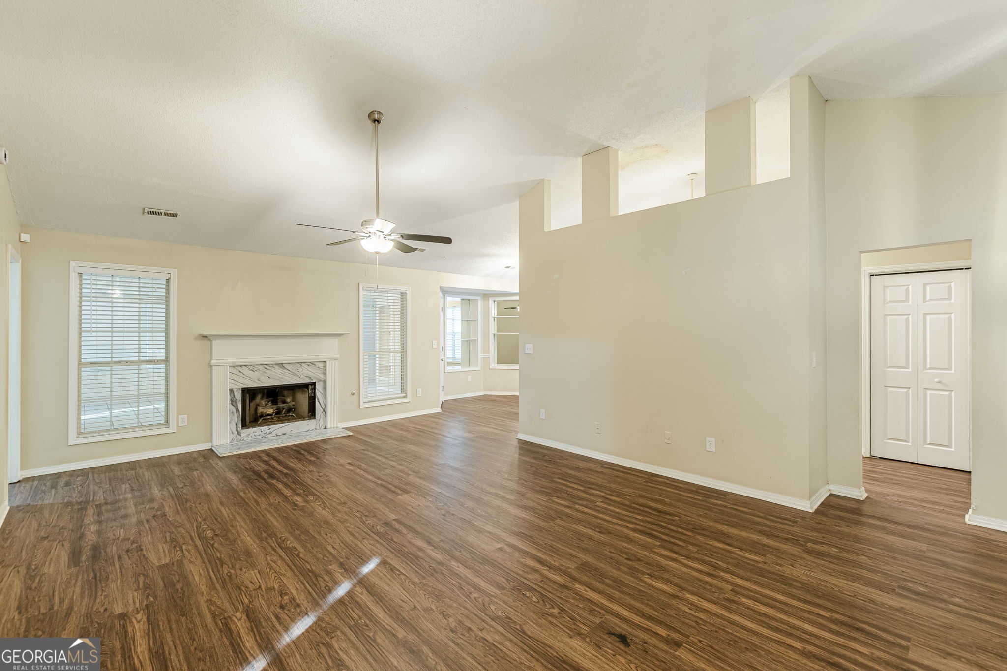 Vineyards Eagles Landing - Residential
