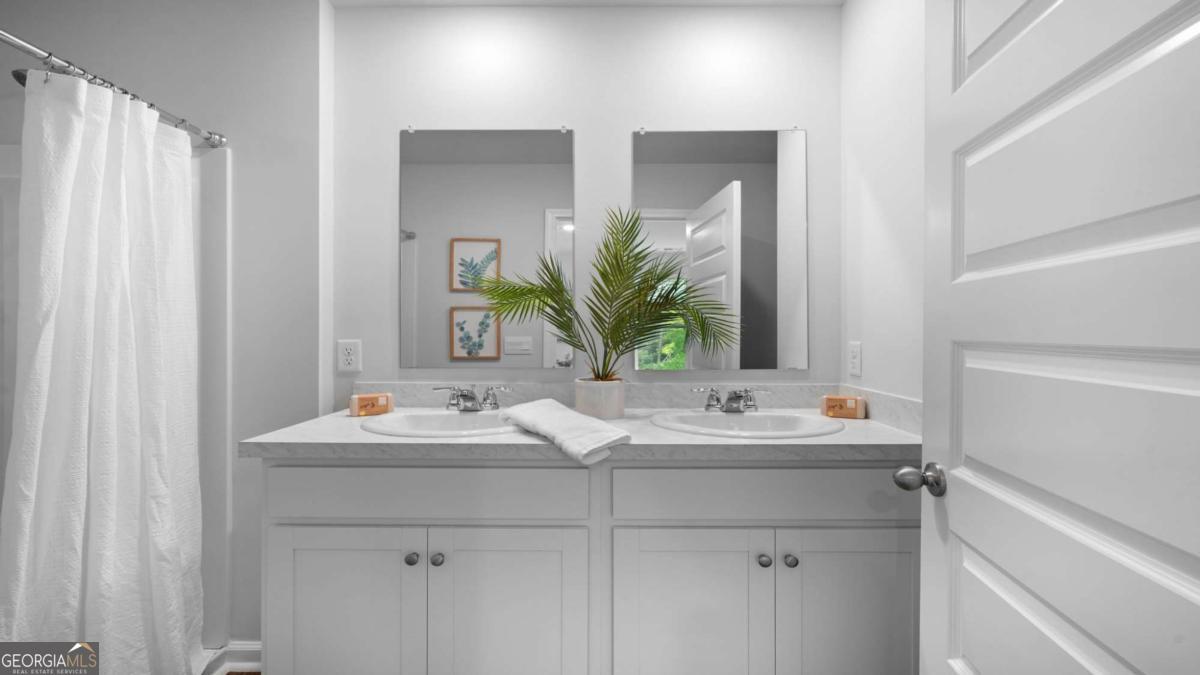 Longleaf Village - Residential