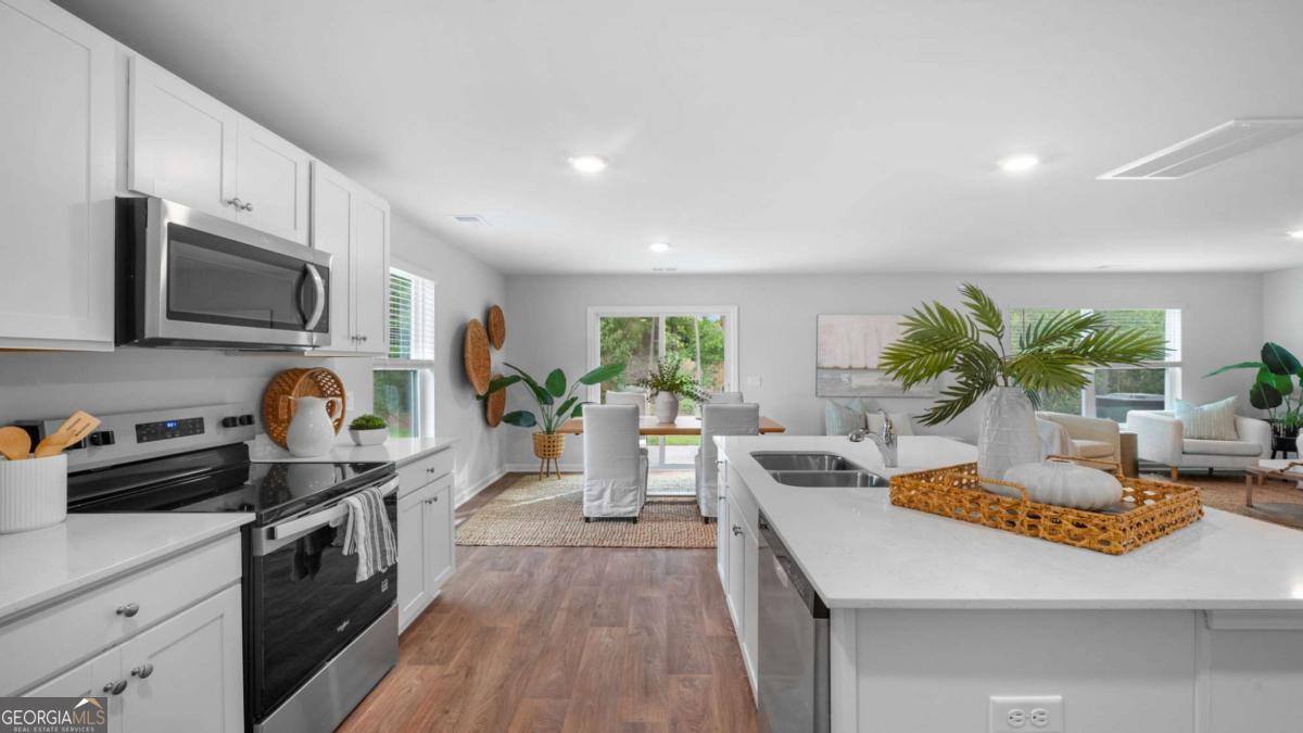 Longleaf Village - Residential