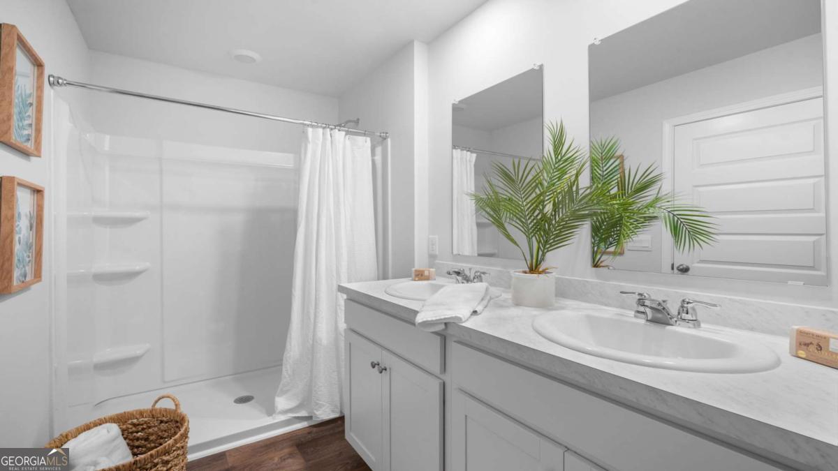 Longleaf Village - Residential