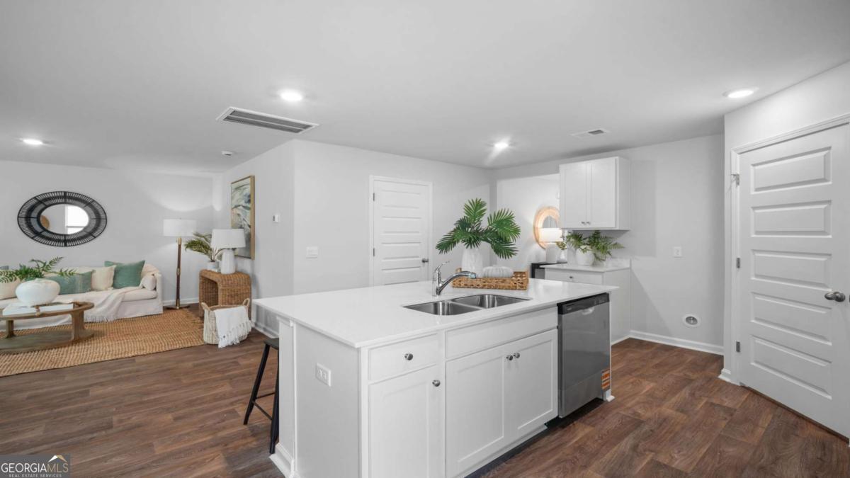 Longleaf Village - Residential