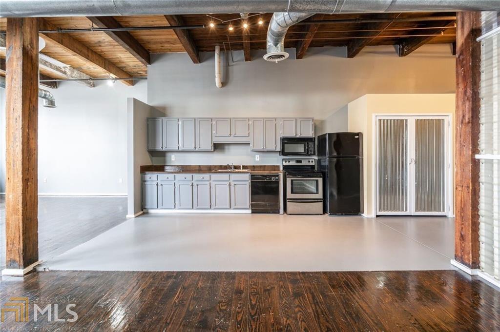 Nice and Large Loft space in amazing Castleberry Hill and historical Deere Lofts building. This loft has exposed brick walls, high ceilings, giant windows for light and fresh air on the 5th floor and also newly updated HVAC and Water Heater!!. Open floor plan with 2 Bedrooms and 2 full bathrooms. Best part is near to the Mercedes Benz stadium, Phillips Arena, CNN Center, Centennial Olympic Park. You will be living near to the city lifestyle of Atlanta. 1 Parking space in the back. Parking #69.