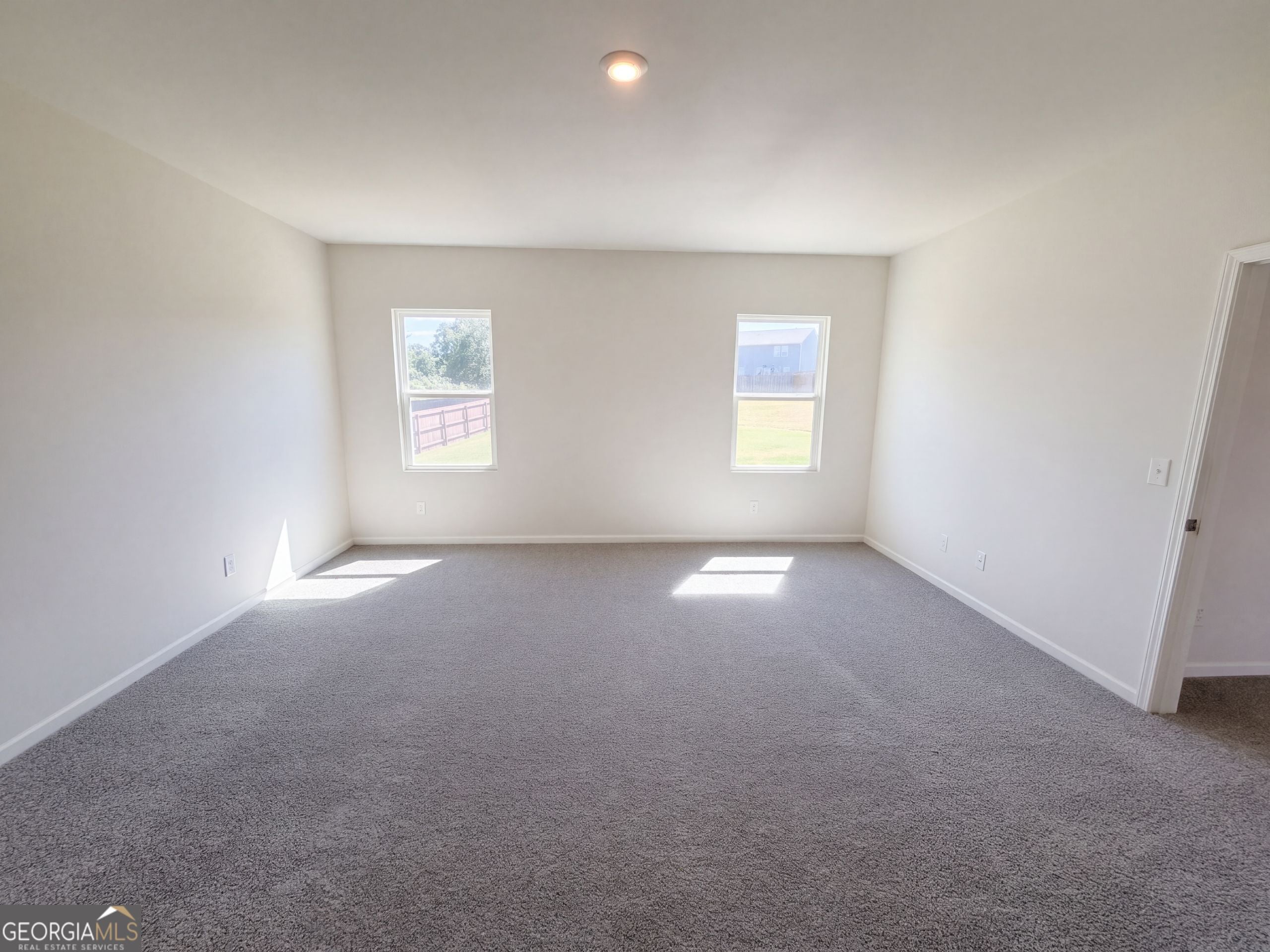 62 Pond CT