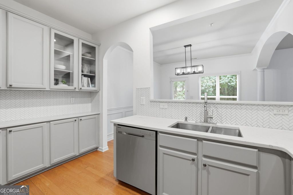 Photo of 969 Brownstone Lane #18, Marietta, GA 30008 (MLS # 10806541)
