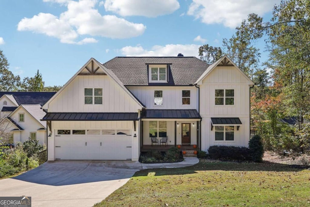 Photo of 868 Chestatee Point, Dawsonville, GA 30534 (MLS # 10880740)