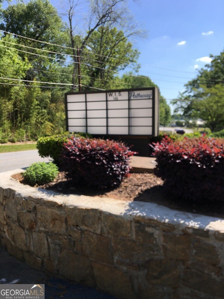 118 Stockbridge RD