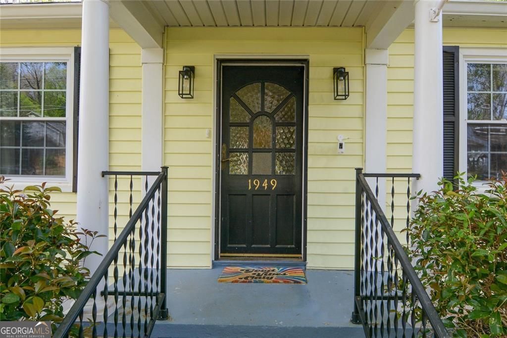 Photo of 1949 Shalimar Drive NE, Atlanta, GA 30345 (MLS # 10724445)