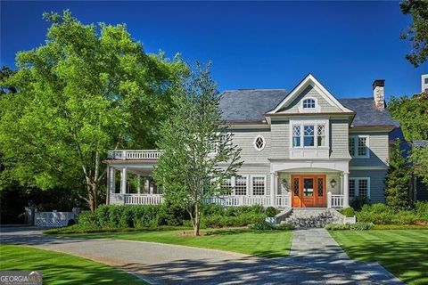Photo of 210 Peachtree Circle NE, Atlanta, GA 30309 (MLS # 10760940)
