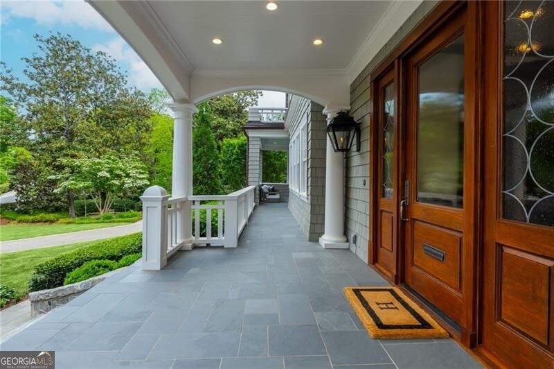 210 Peachtree CIR NE