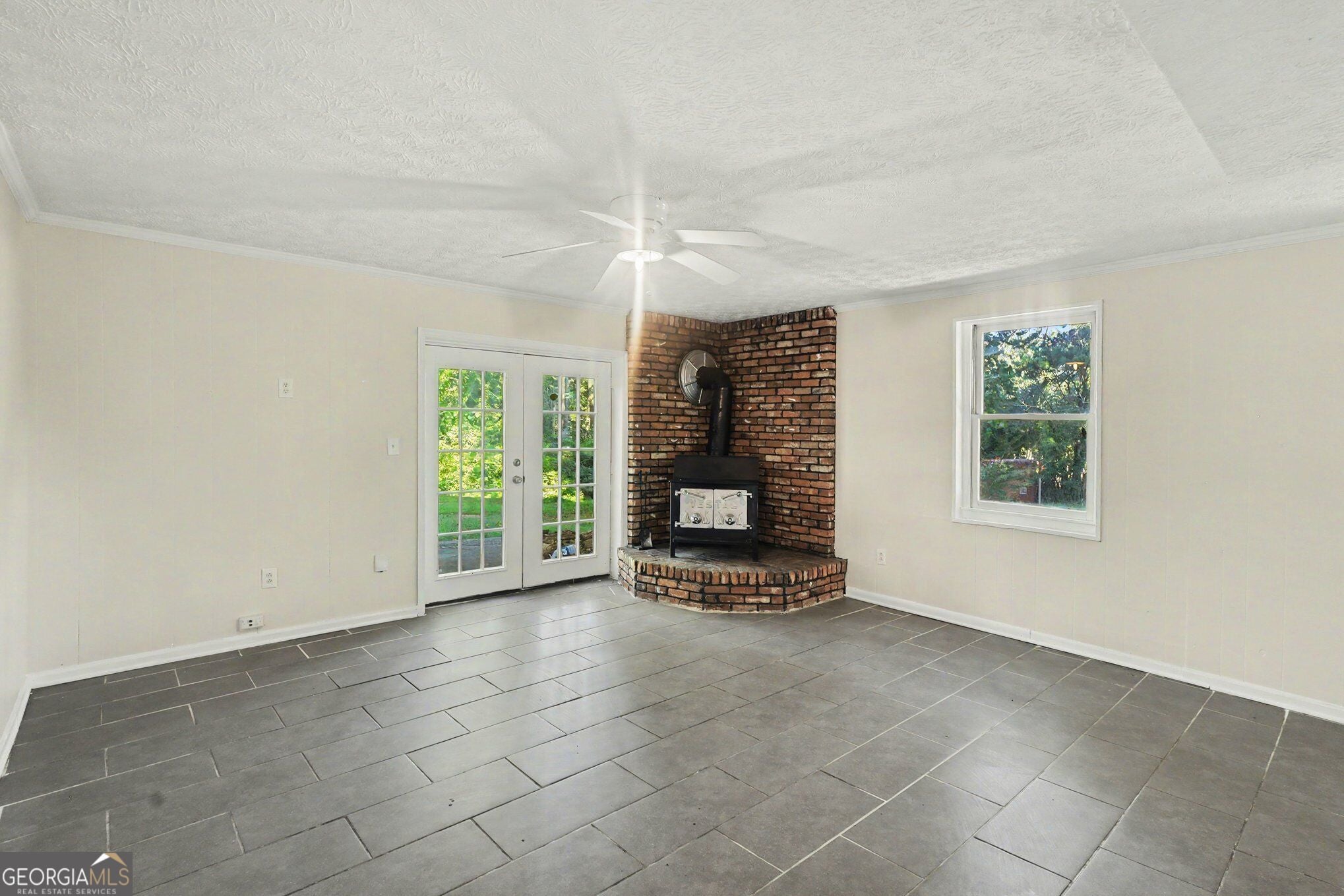 8121 Woodcliff TRL