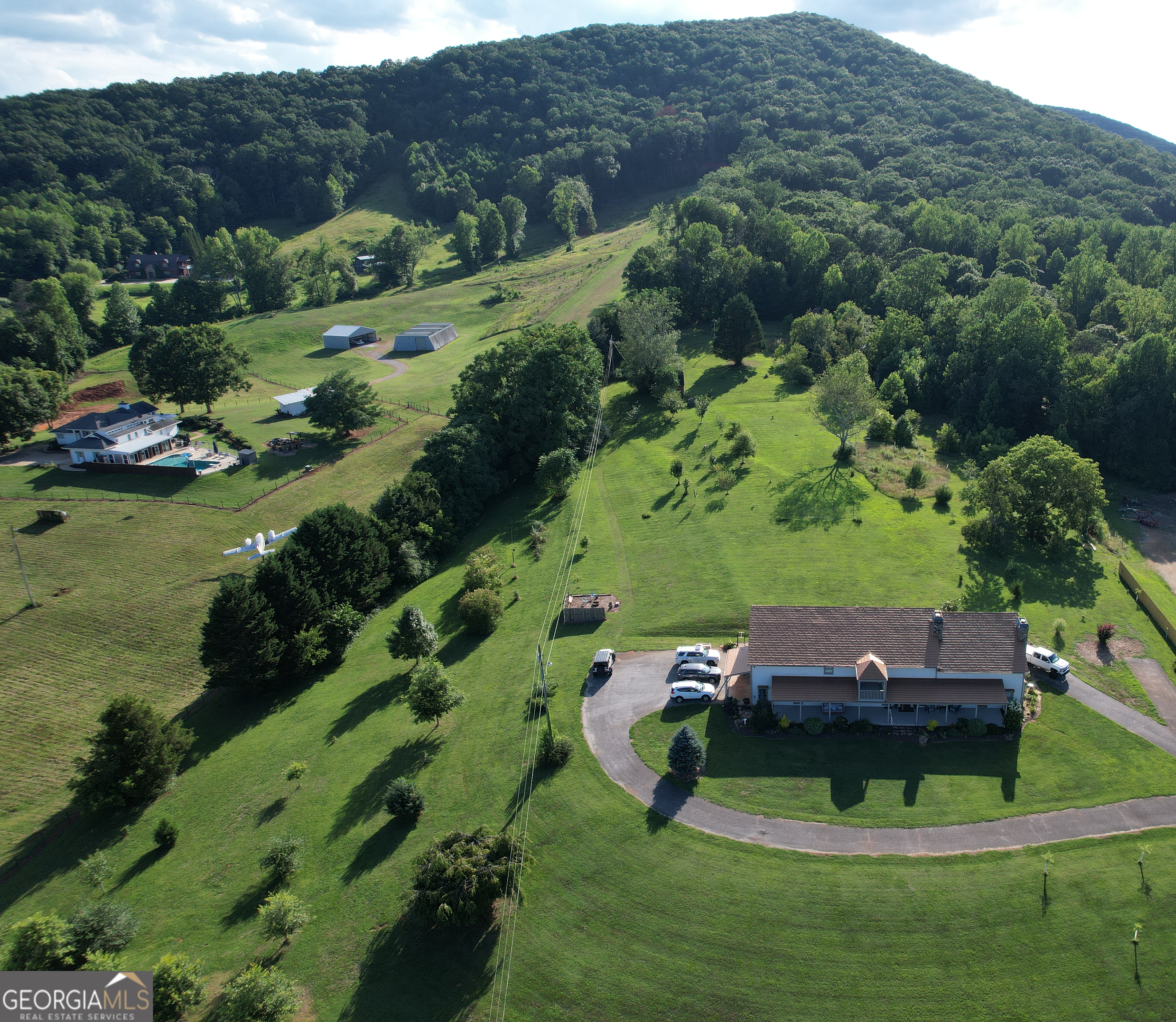 2838 Skitts Mountain RD