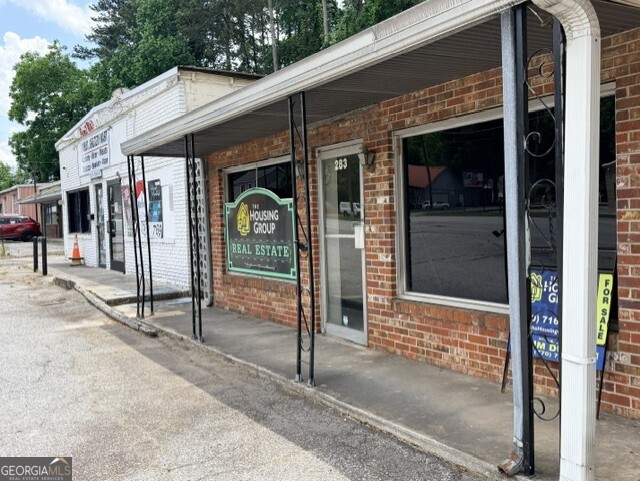 283 N Main ST