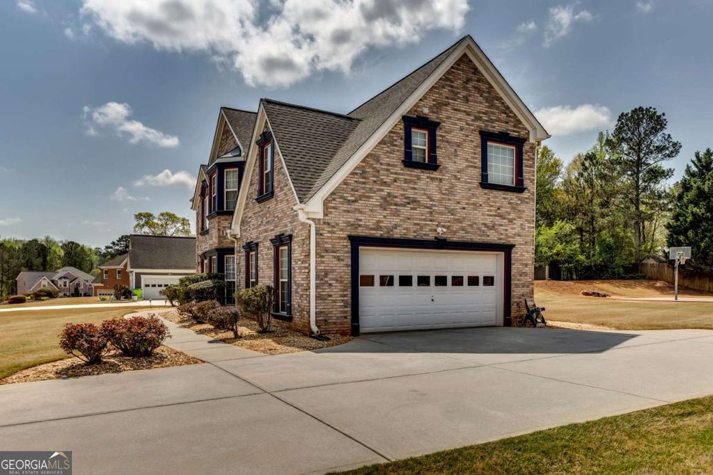 Photo of 2860 Weatherstone Circle SE, Conyers, GA 30094 (MLS # 10724669)