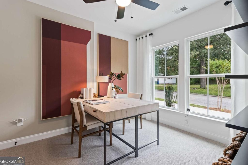 Photo of 1924 Rogers Court, Atlanta, GA 30318 (MLS # 10688101)