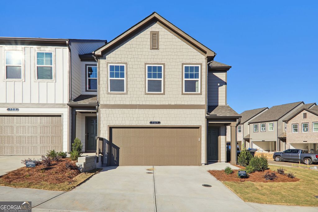 Photo of 727 Carmes Drive, Cumming, GA 30041 (MLS # 10809223)