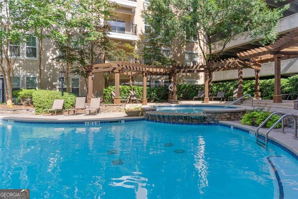 Madison Square at Dunwoody - Residential