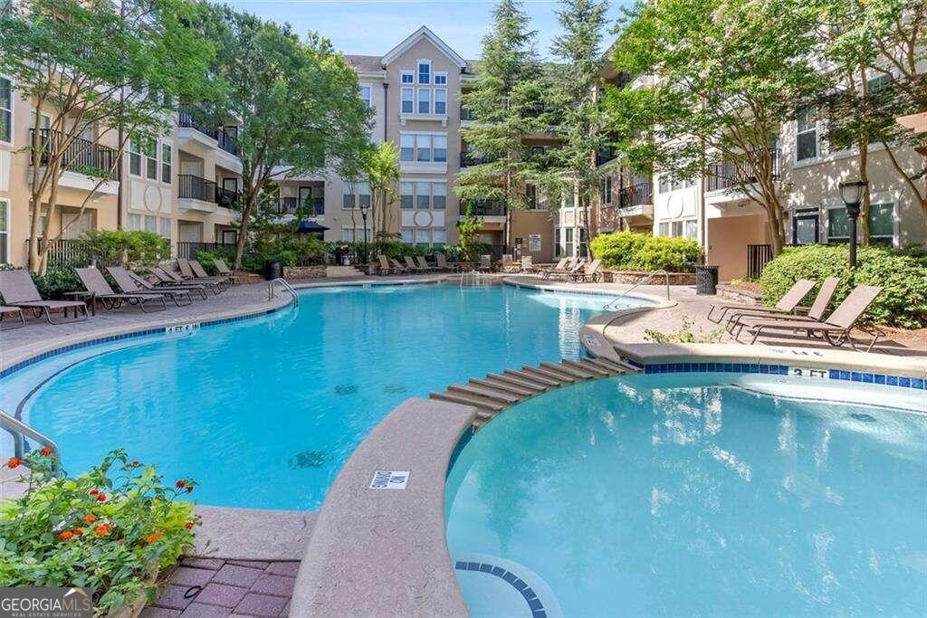 Madison Square at Dunwoody - Residential