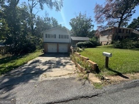 A home in Warner Robins