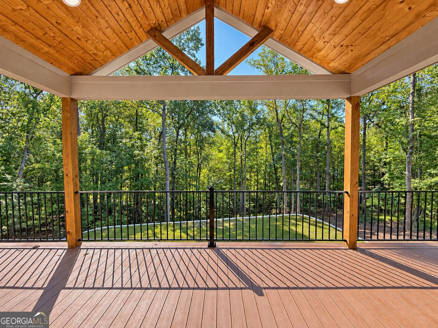 420 Lake Place DR