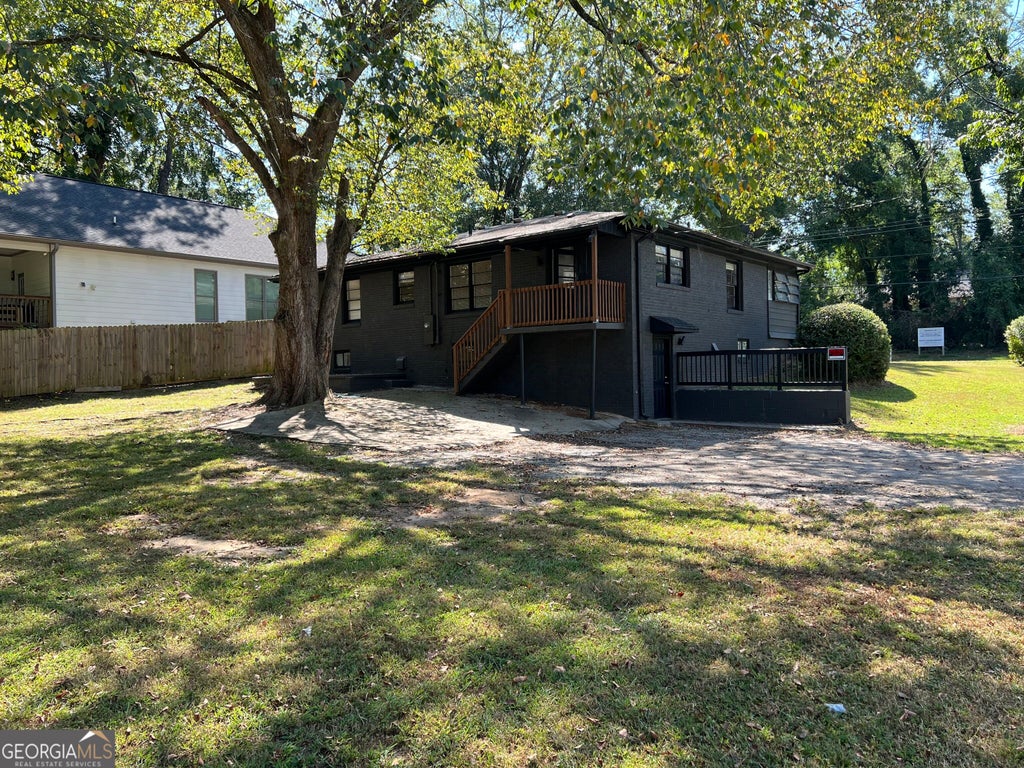 Photo of 1215 Westview Drive SW #B, Atlanta, GA 30310 (MLS # 10841649)