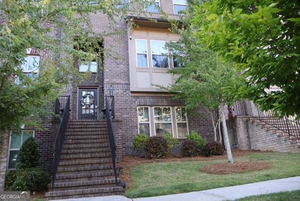 Photo of 512 Via Secco Lane, Suwanee, GA 30024 (MLS # 10760284)