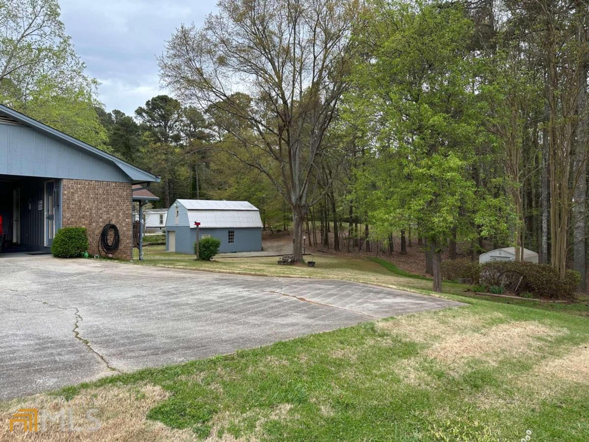 329 Hiram Douglasville HWY
