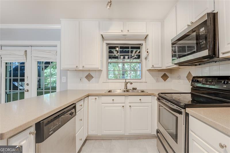 1101 Collier RD NW N4