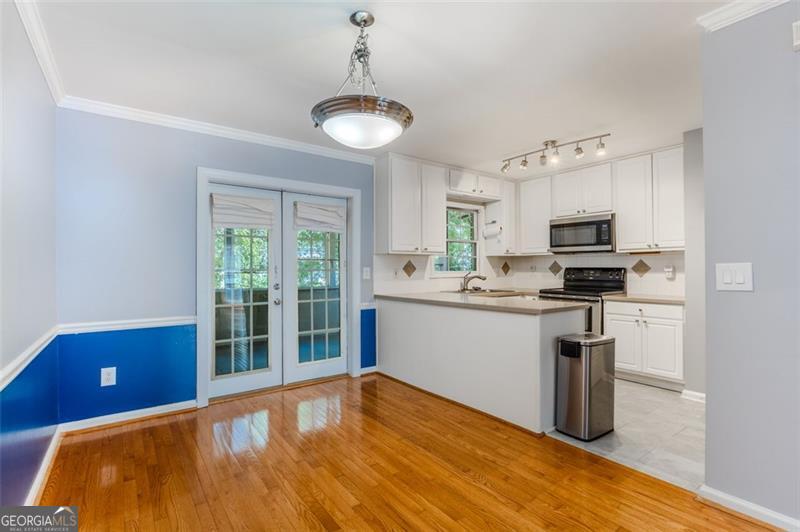 1101 Collier RD NW N4