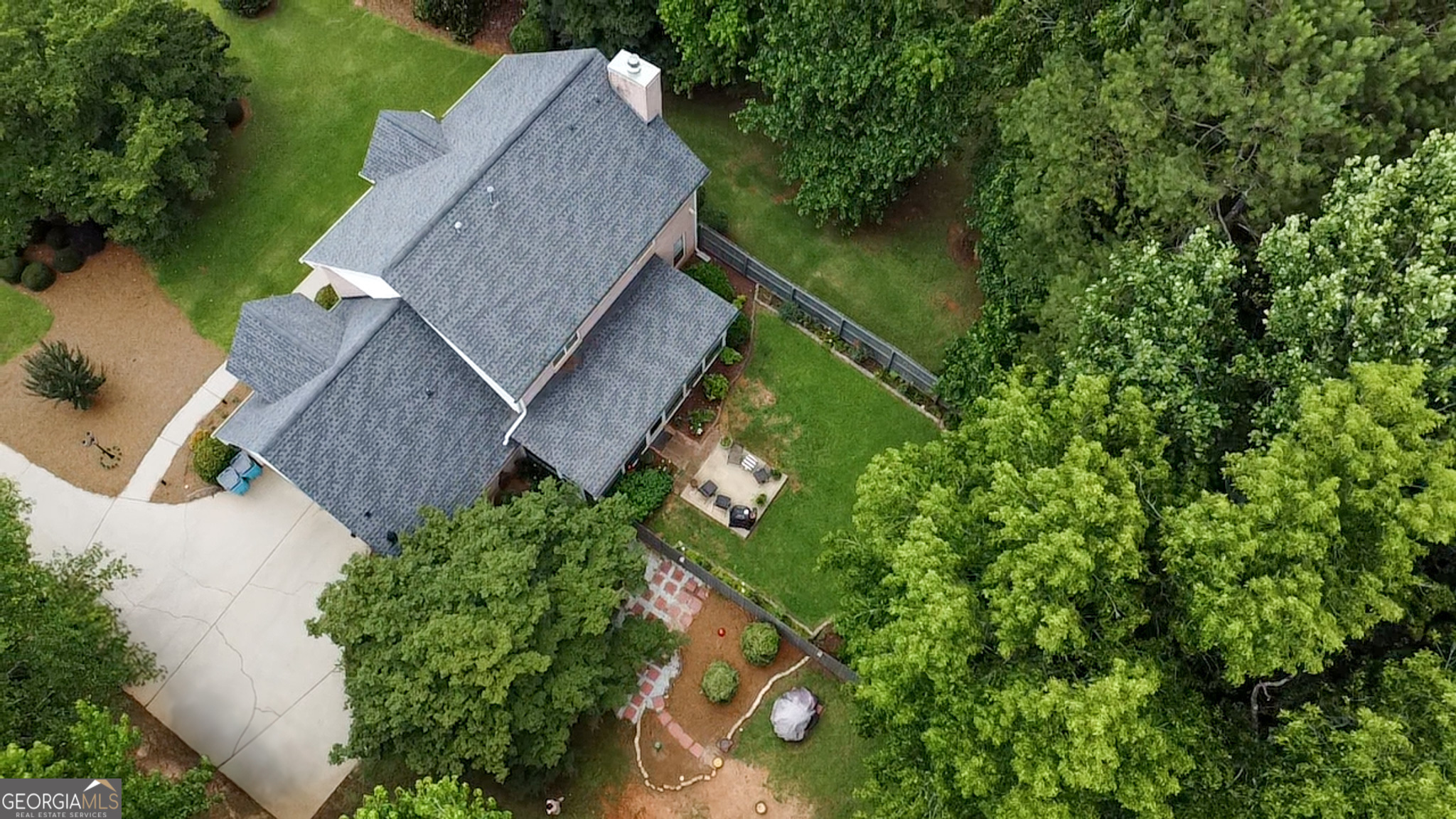 1120 Upchurch RD