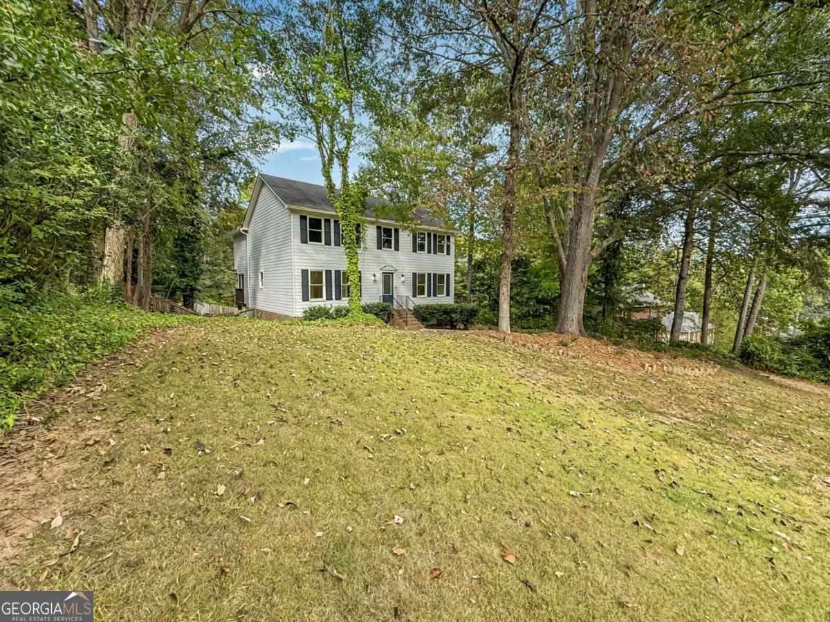 51 Queen Anne DR SE