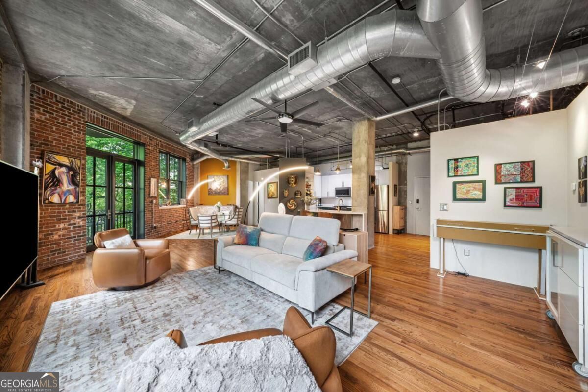 3235 Roswell RD NE 405