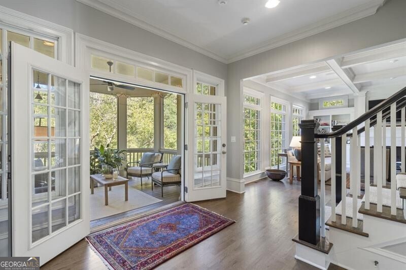 Ivy Knoll - Residential