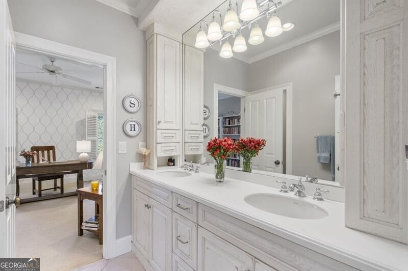 Ivy Knoll - Residential