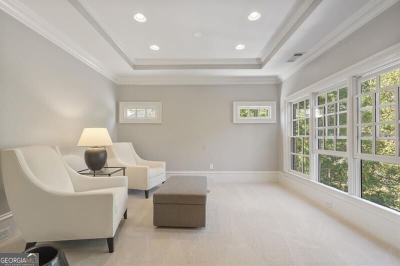 Ivy Knoll - Residential