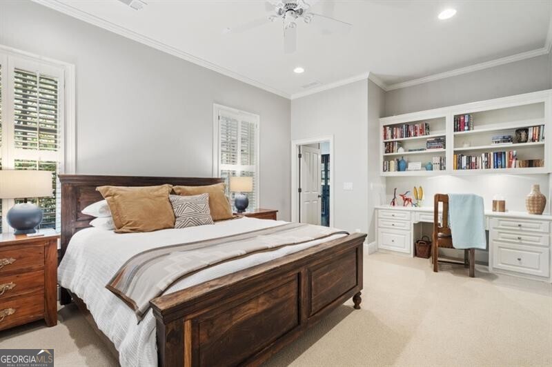 Ivy Knoll - Residential