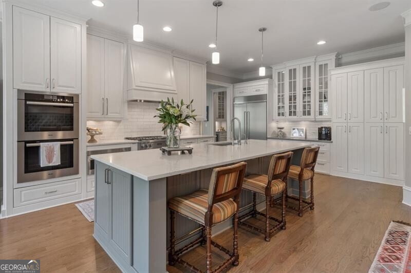 Ivy Knoll - Residential