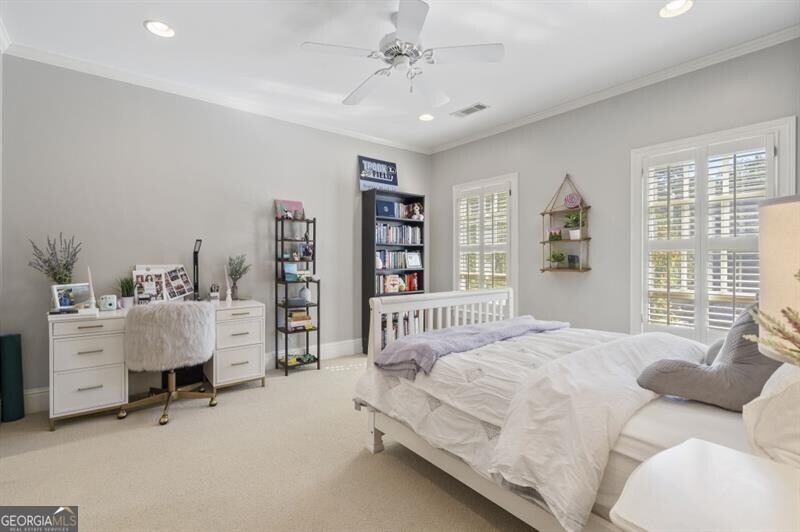 Ivy Knoll - Residential