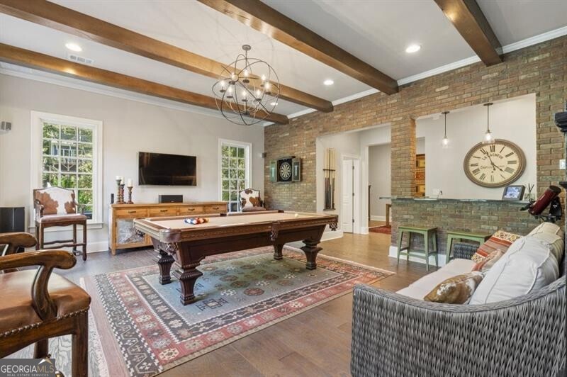 Ivy Knoll - Residential