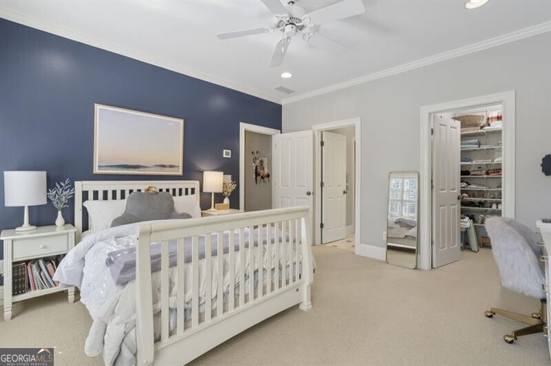 Ivy Knoll - Residential