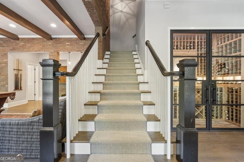 Ivy Knoll - Residential