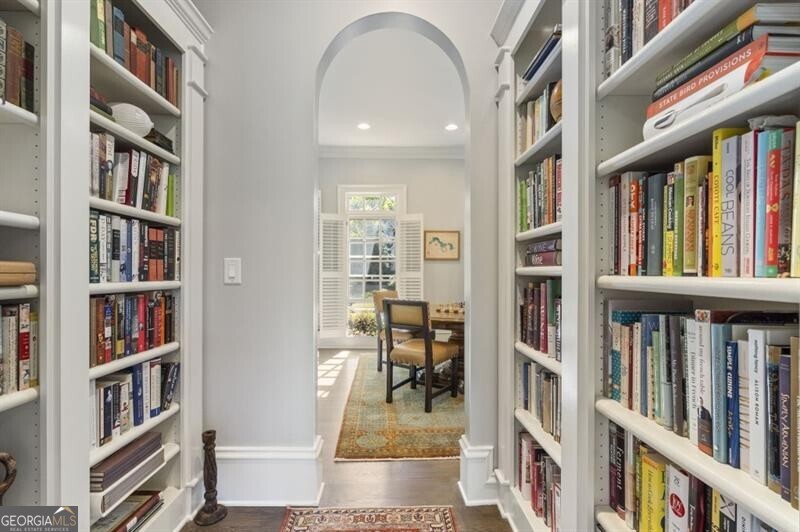 Ivy Knoll - Residential