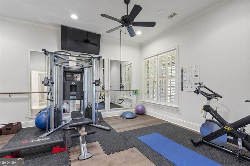 Ivy Knoll - Residential
