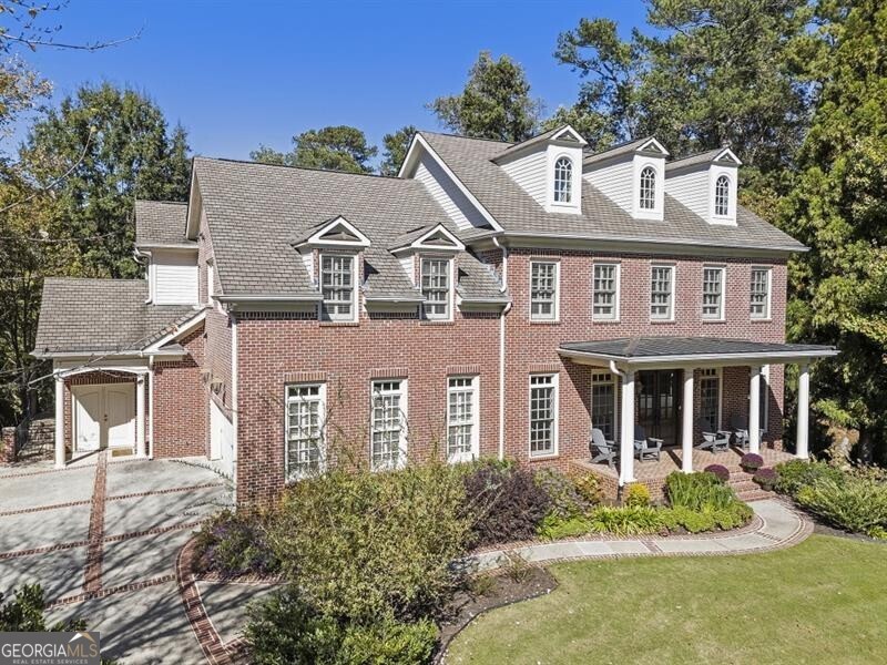 Ivy Knoll - Residential