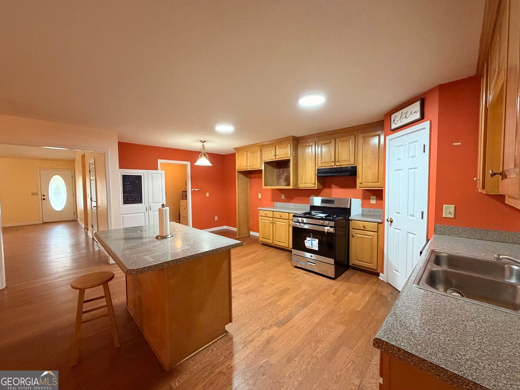 Photo of 300 Bennie Place, Forsyth, GA 31029 (MLS # 10870568)