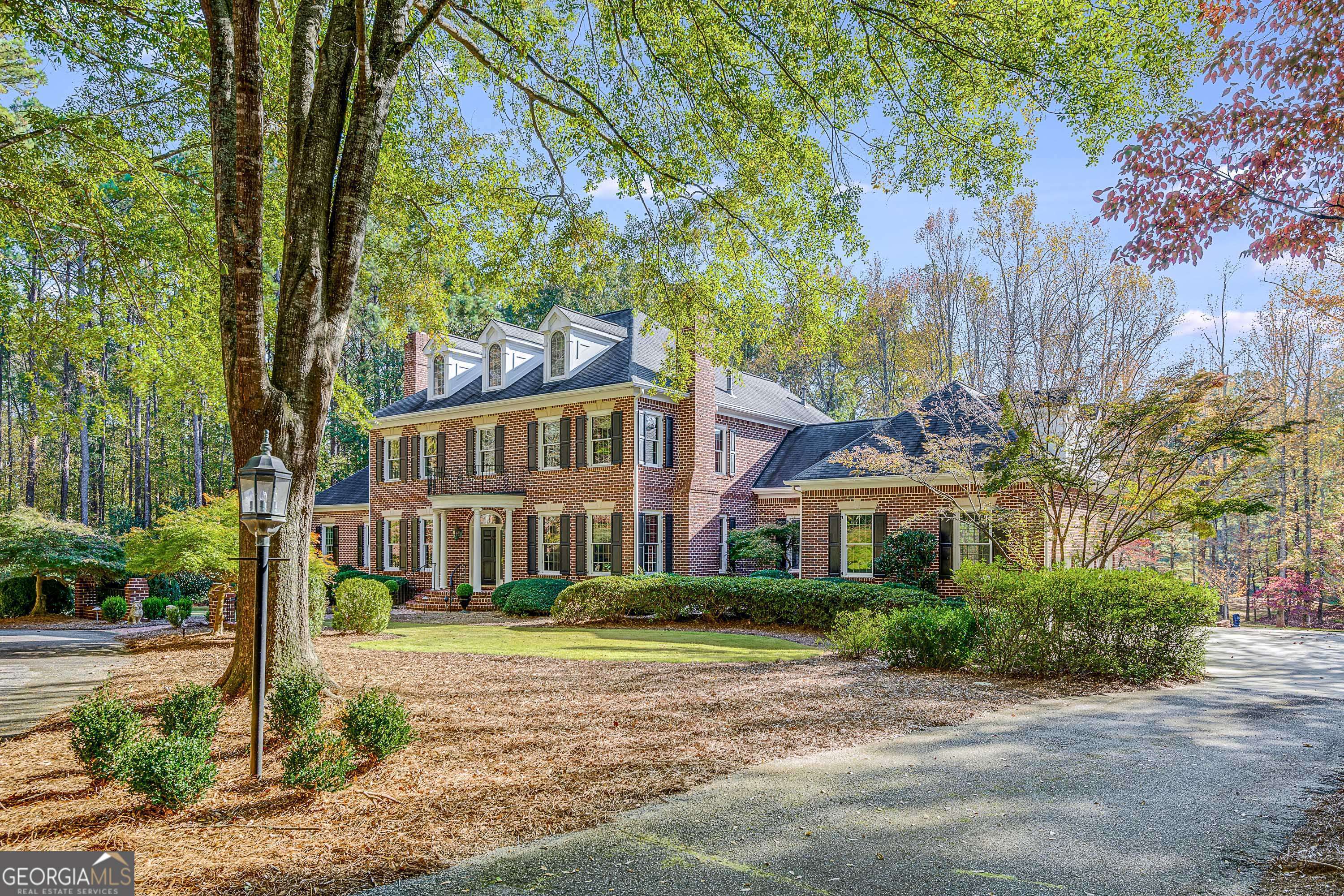 510 White Oak DR